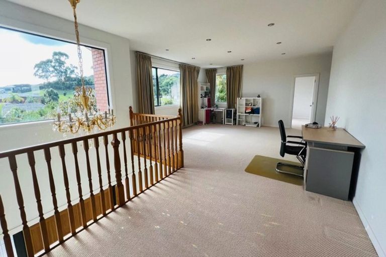 Photo of property in 15 Ballymore Drive, Pinehill, Auckland, 0632