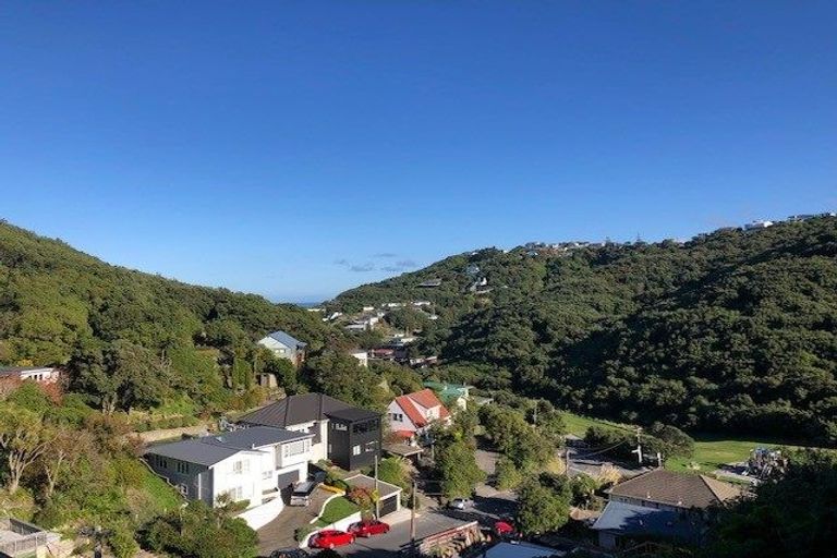 Photo of property in 58 Hungerford Road, Houghton Bay, Wellington, 6023