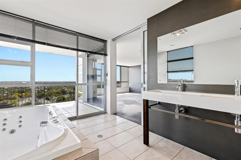 Photo of property in 39a Bengal Drive, Cashmere, Christchurch, 8022