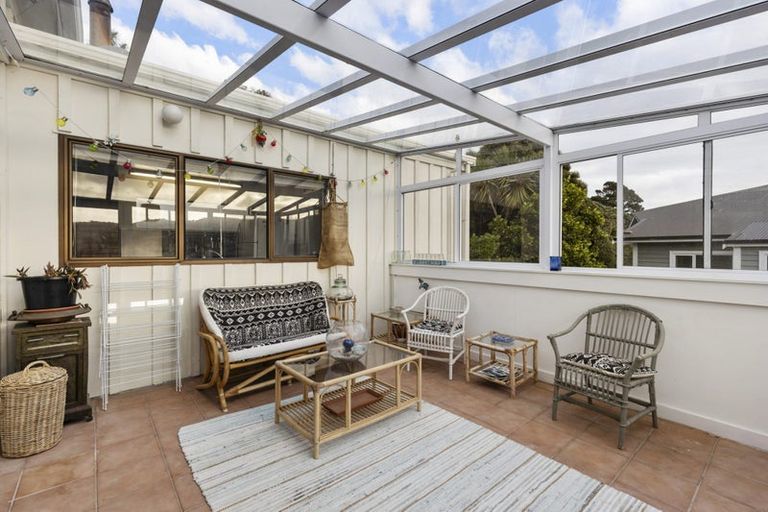 Photo of property in 192 Melbourne Road, Island Bay, Wellington, 6023
