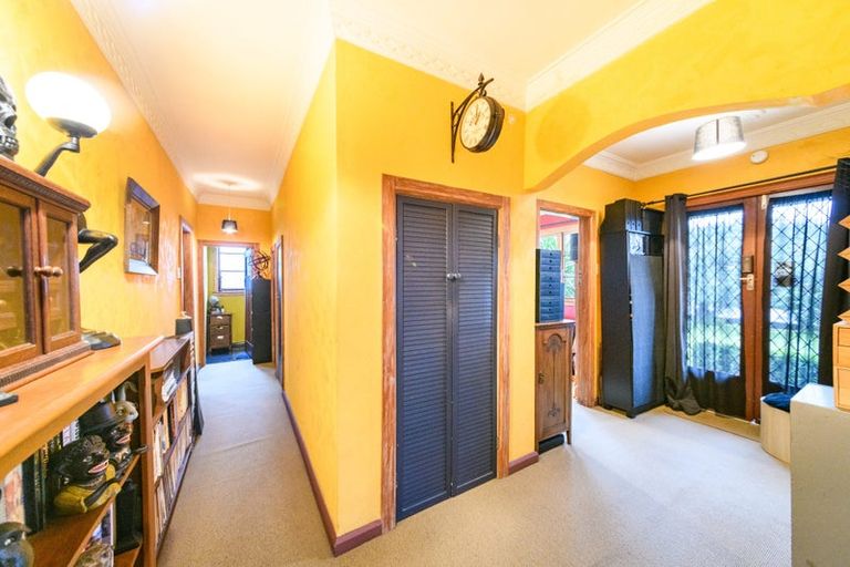 Photo of property in 497 Featherston Street, Roslyn, Palmerston North, 4414