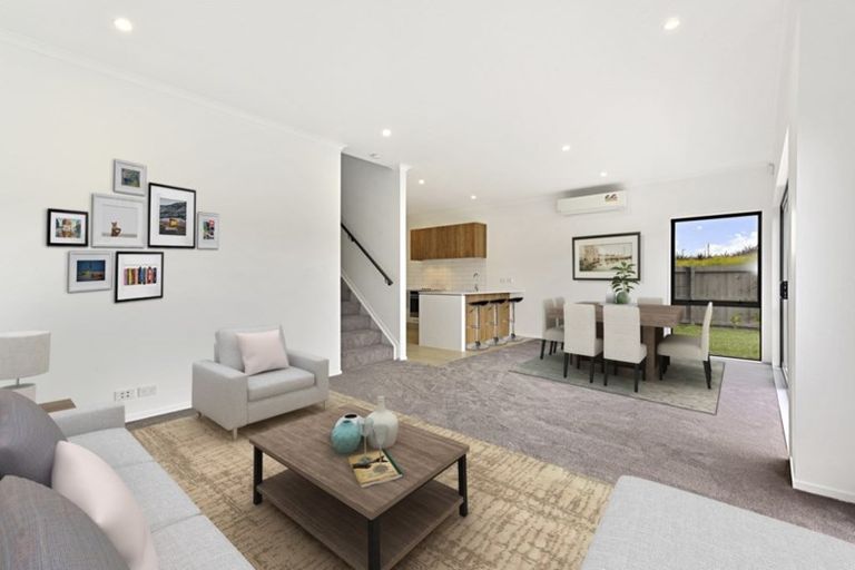 Photo of property in 32 Tamiro Road, Whenuapai, Auckland, 0618