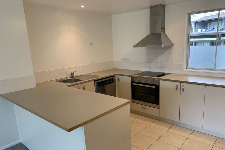 Photo of property in 2/1 Opito Way, East Tamaki, Auckland, 2013