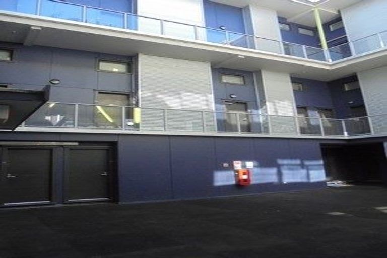 Photo of property in Urbane Apartments, 13/29 Webb Street, Mount Cook, Wellington, 6011