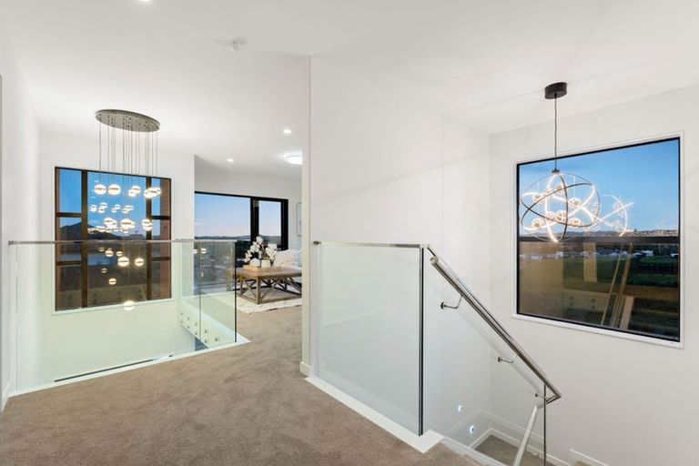 Photo of property in 28 Kate Duncan Drive, Swanson, Auckland, 0614