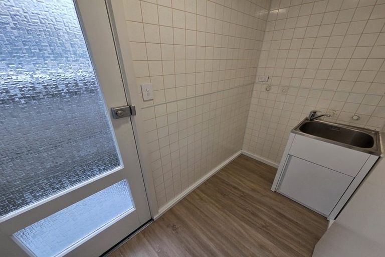 Photo of property in 11 Grimseys Road, Redwood, Christchurch, 8051