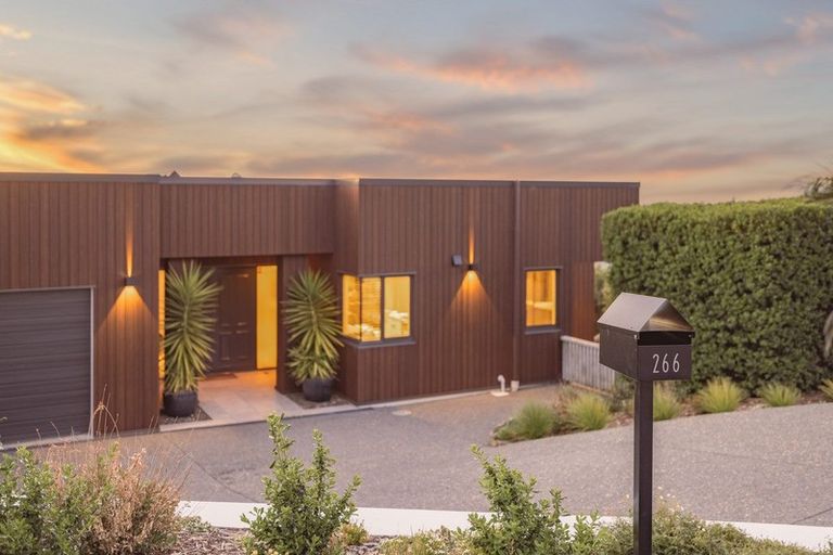 Photo of property in 266 Major Hornbrook Road, Mount Pleasant, Christchurch, 8081