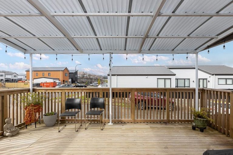 Photo of property in 39 Farranfore Road, Opaheke, Papakura, 2113