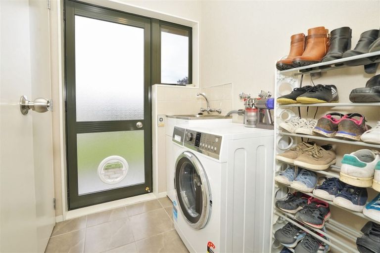 Photo of property in 15 Plymouth Place, Fairview Downs, Hamilton, 3214