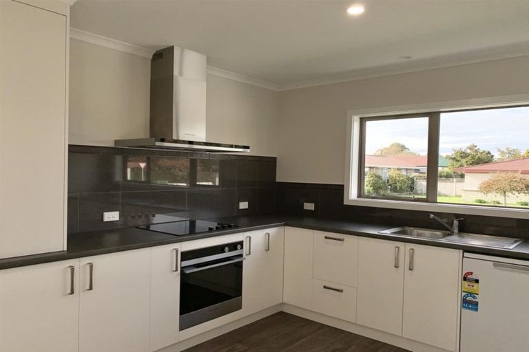 Photo of property in 1a Verona Place, Stratford, 4332