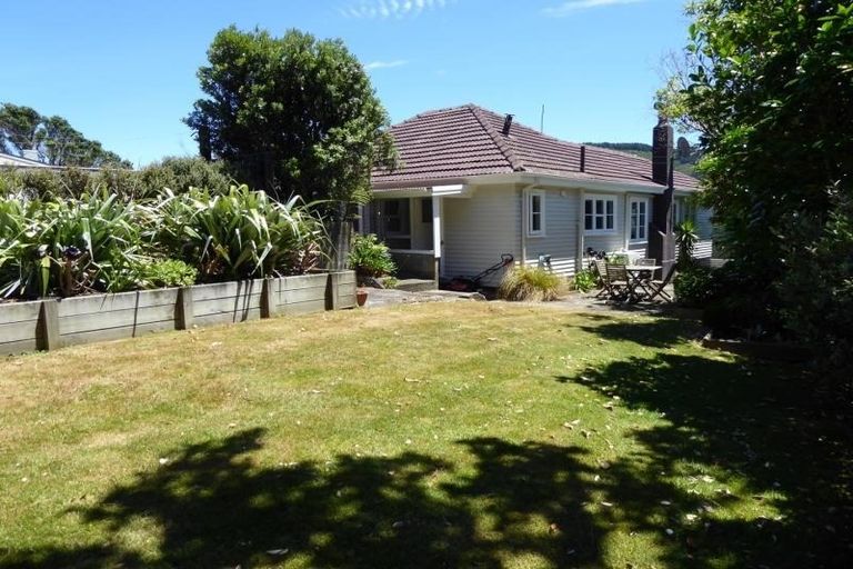 Photo of property in 44 Cheshire Street, Wilton, Wellington, 6012