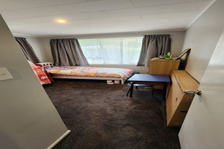 Photo of property in 1/80 Airlie Road, Plimmerton, Porirua, 5026