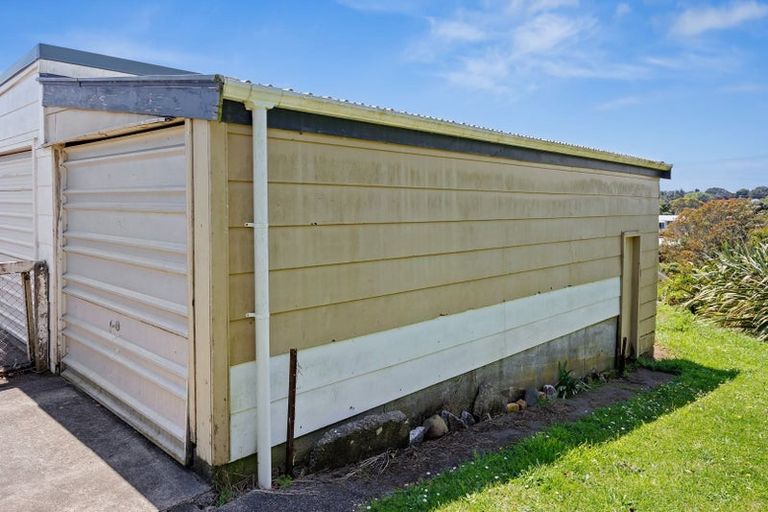 Photo of property in 84 Wrantage Street, Westown, New Plymouth, 4310