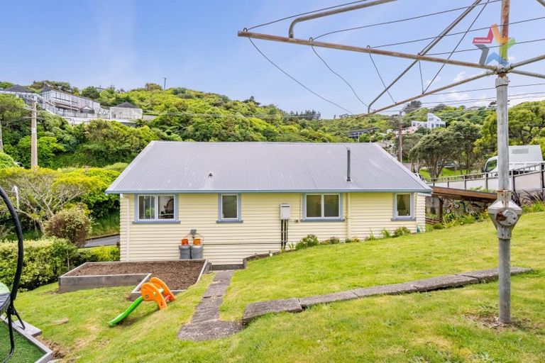Photo of property in 1 Taku Matenga Grove, Korokoro, Lower Hutt, 5012