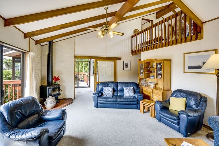 Photo of property in 6 Kokako Place, Taradale, Napier, 4112