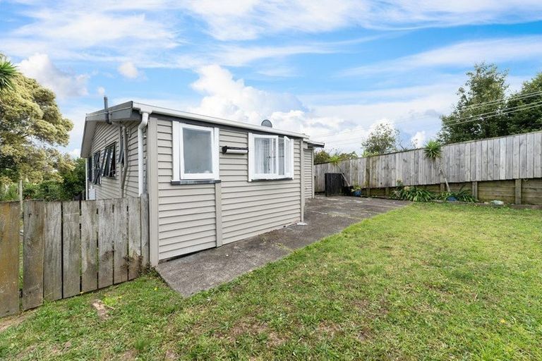 Photo of property in 10a Lewis Street, Blockhouse Bay, Auckland, 0600
