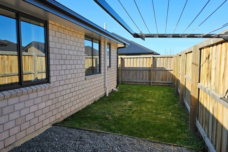 Photo of property in 28 Lomu Way, Rolleston, 7615