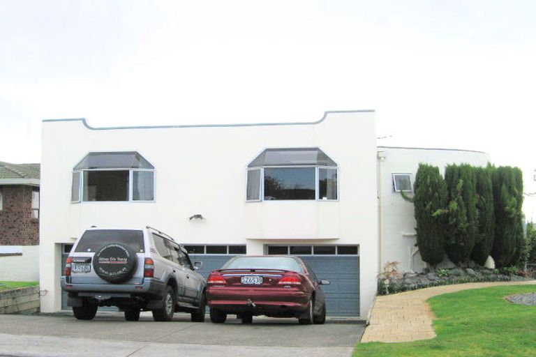 Photo of property in 8 Eclipse Place, Half Moon Bay, Auckland, 2012