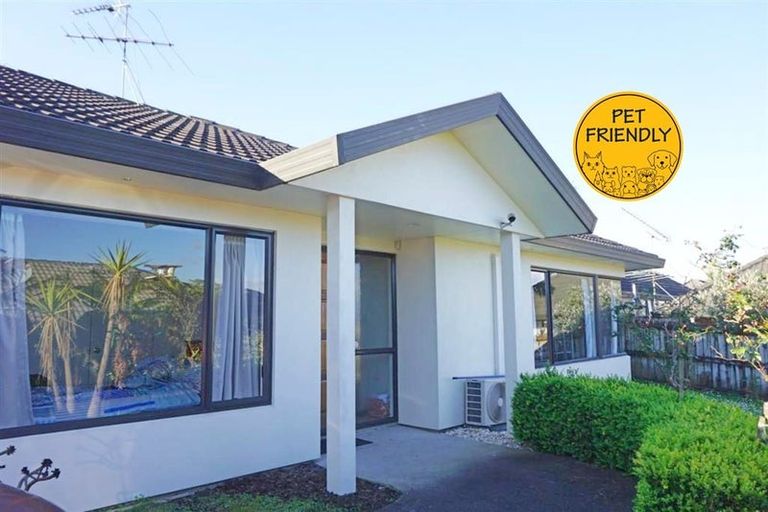 Photo of property in 43 Rathmar Drive, Manurewa, Auckland, 2105