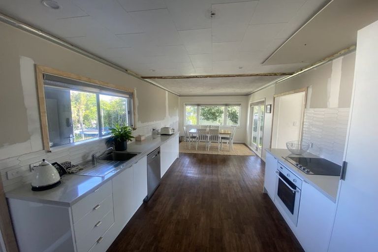 Photo of property in 1 Chester Place, Taradale, Napier, 4112