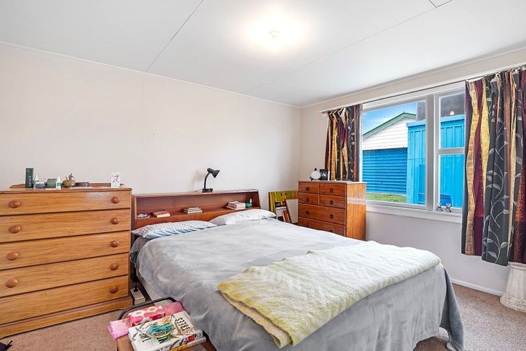 Photo of property in 35 London Street, Hampden, 9410