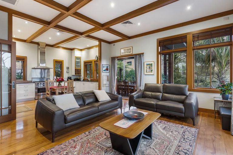 Photo of property in 27a Maritime Terrace, Birkenhead, Auckland, 0626