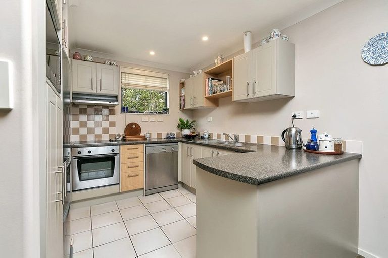 Photo of property in 3/5 Monte Cassino Place, Birkdale, Auckland, 0626