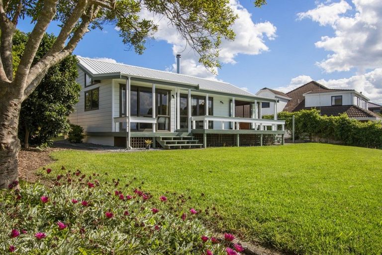 Photo of property in 59 Links View Drive, Omokoroa, 3114