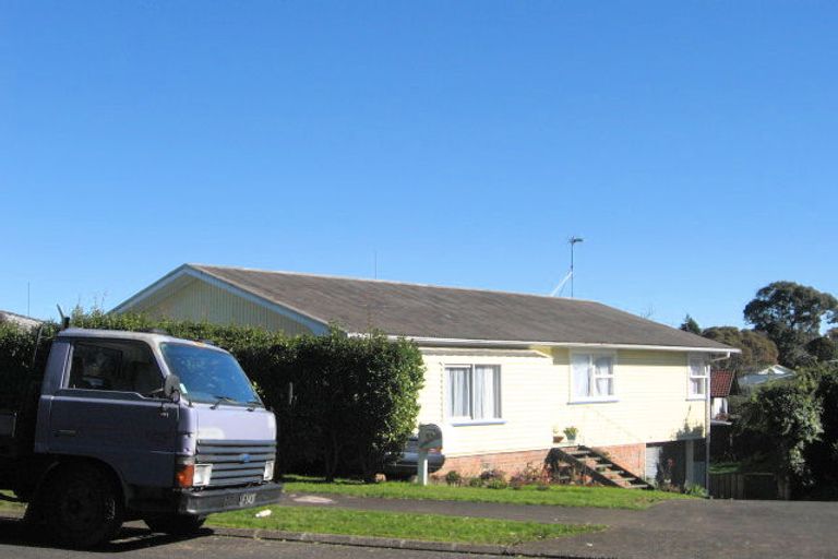 Photo of property in 21 Hobart Crescent, Wattle Downs, Auckland, 2103