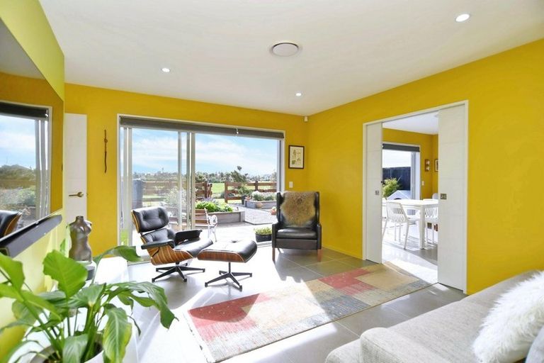 Photo of property in 35 Dow Square, Wigram, Christchurch, 8025