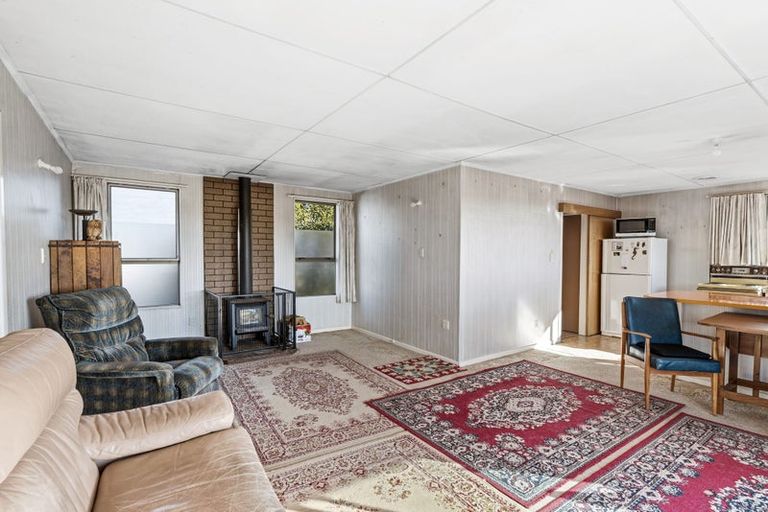 Photo of property in 6 Warren Street, Foxton Beach, Foxton, 4815