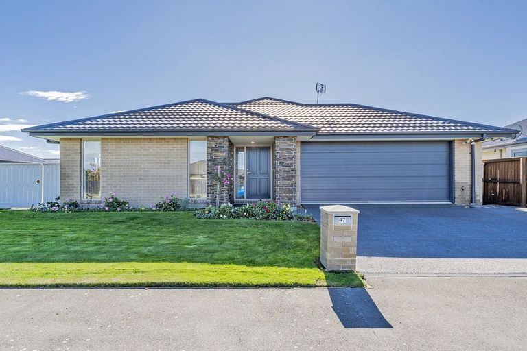 Photo of property in 47 Navy Loop, Rolleston, 7614