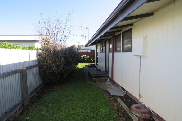Photo of property in 2/412 Gloucester Street, Taradale, Napier, 4112