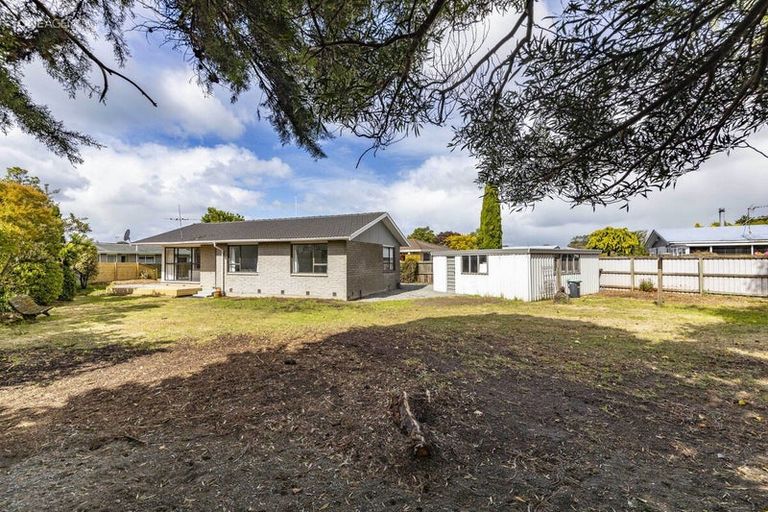 Photo of property in 11 Channel Place, Aranui, Christchurch, 8061