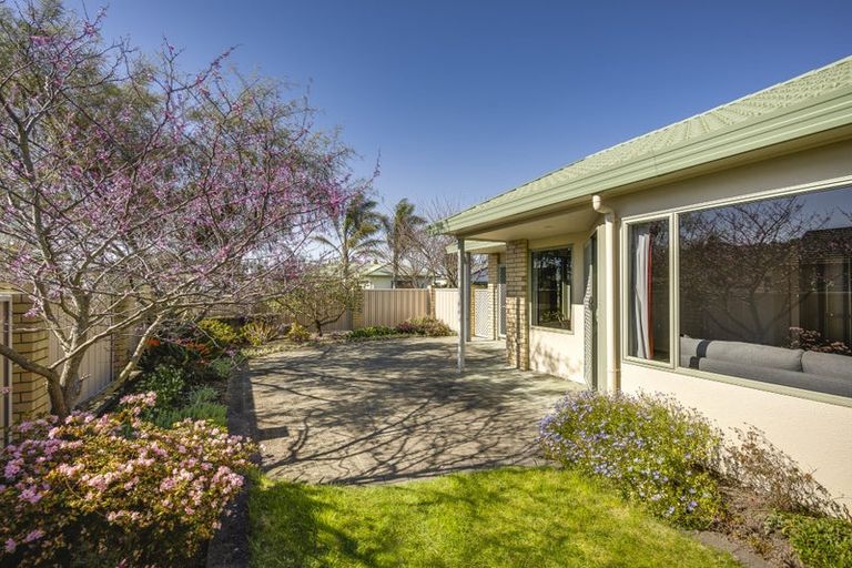 Photo of property in 3 Alderney Way, Taradale, Napier, 4112