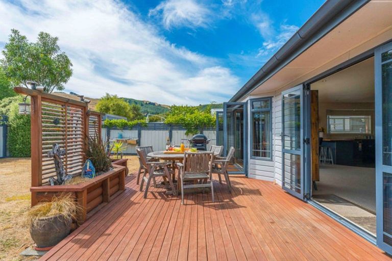 Photo of property in 137 Kenrigg Road West, Kinloch, Taupo, 3377