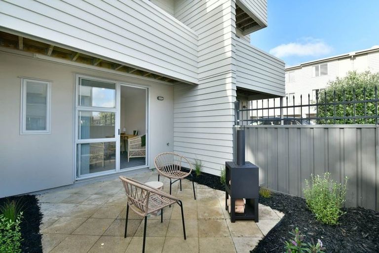 Photo of property in 18/3 Riverside Road, Orewa, 0931