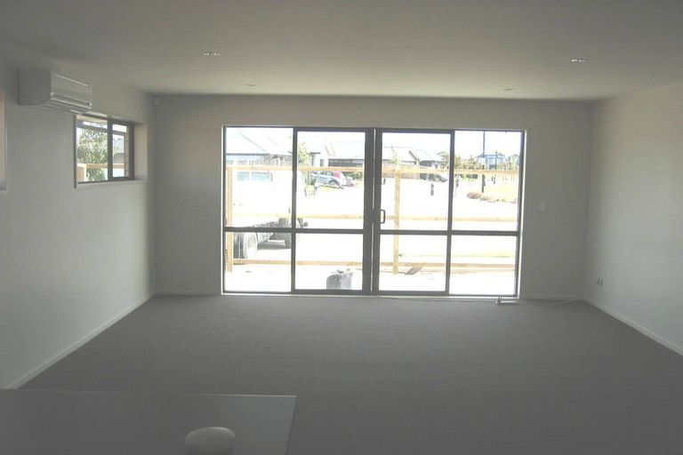 Photo of property in 2 Champagne Avenue, Yaldhurst, Christchurch, 8042