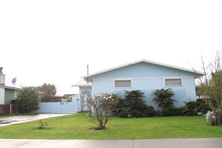 Photo of property in 817 Huia Street, Camberley, Hastings, 4120