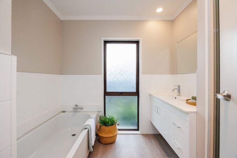 Photo of property in 175 Amberley Avenue, Highbury, Palmerston North, 4412