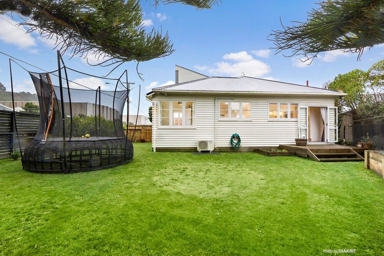 Photo of property in 55 Southampton Road, Miramar, Wellington, 6022