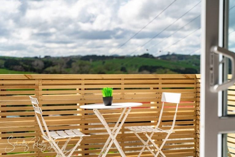 Photo of property in 109 Hurndall Street East, Maungaturoto, 0520