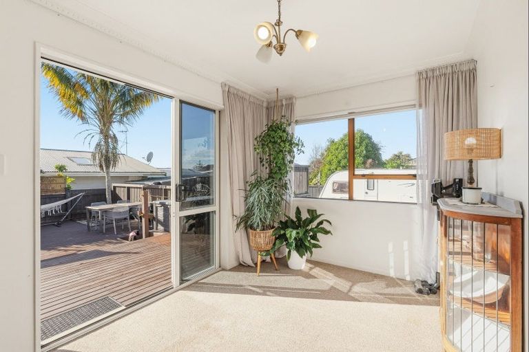 Photo of property in 21 Hastings Street, Te Puke, 3119