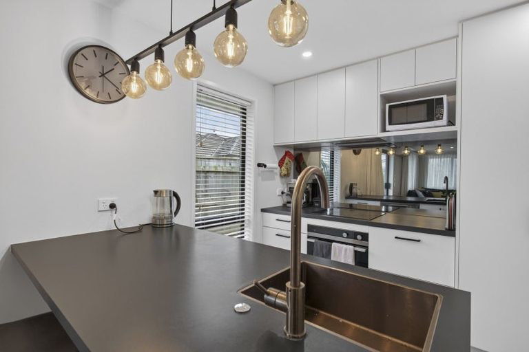 Photo of property in 95 Princess Street, Waitara, 4320
