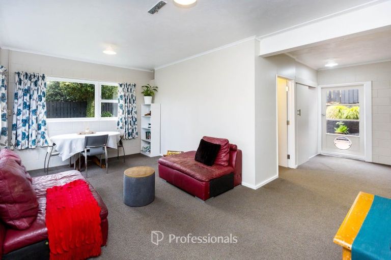 Photo of property in 52 Cypress Drive, Maungaraki, Lower Hutt, 5010
