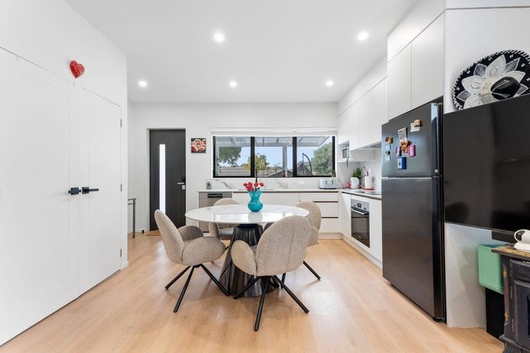 Photo of property in 23d Princeton Parade, Albany, Auckland, 0632