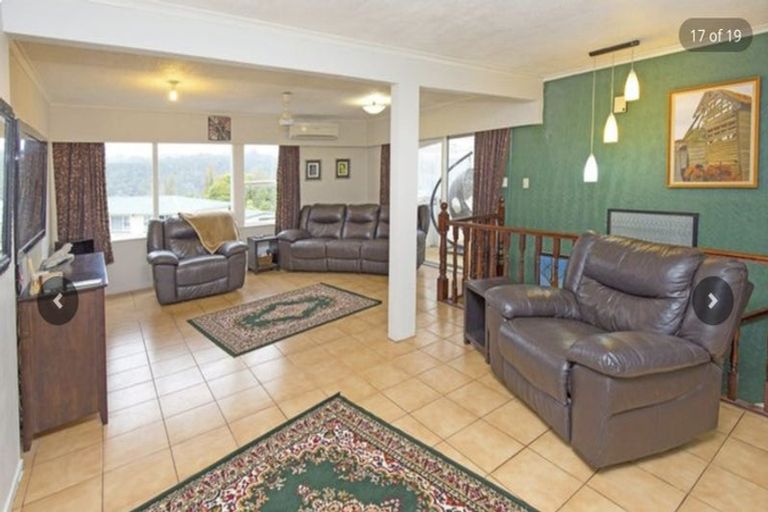 Photo of property in 70 Vandeleur Avenue, Birkdale, Auckland, 0626