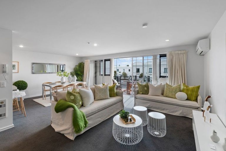 Photo of property in Admiralty Courts, 14/42 Marriner Street, Sumner, Christchurch, 8081