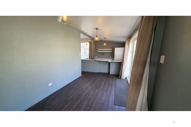 Photo of property in 14 Rhodes Street, Waimate, 7924