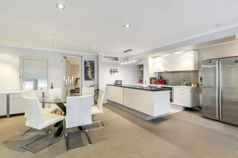 Photo of property in Bellagio Apartments, 1a/39 Taranaki Street, Te Aro, Wellington, 6011